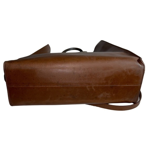 Sophie Hulme Albion Large Leather Crossbody in Brown - Picture 4 of 8